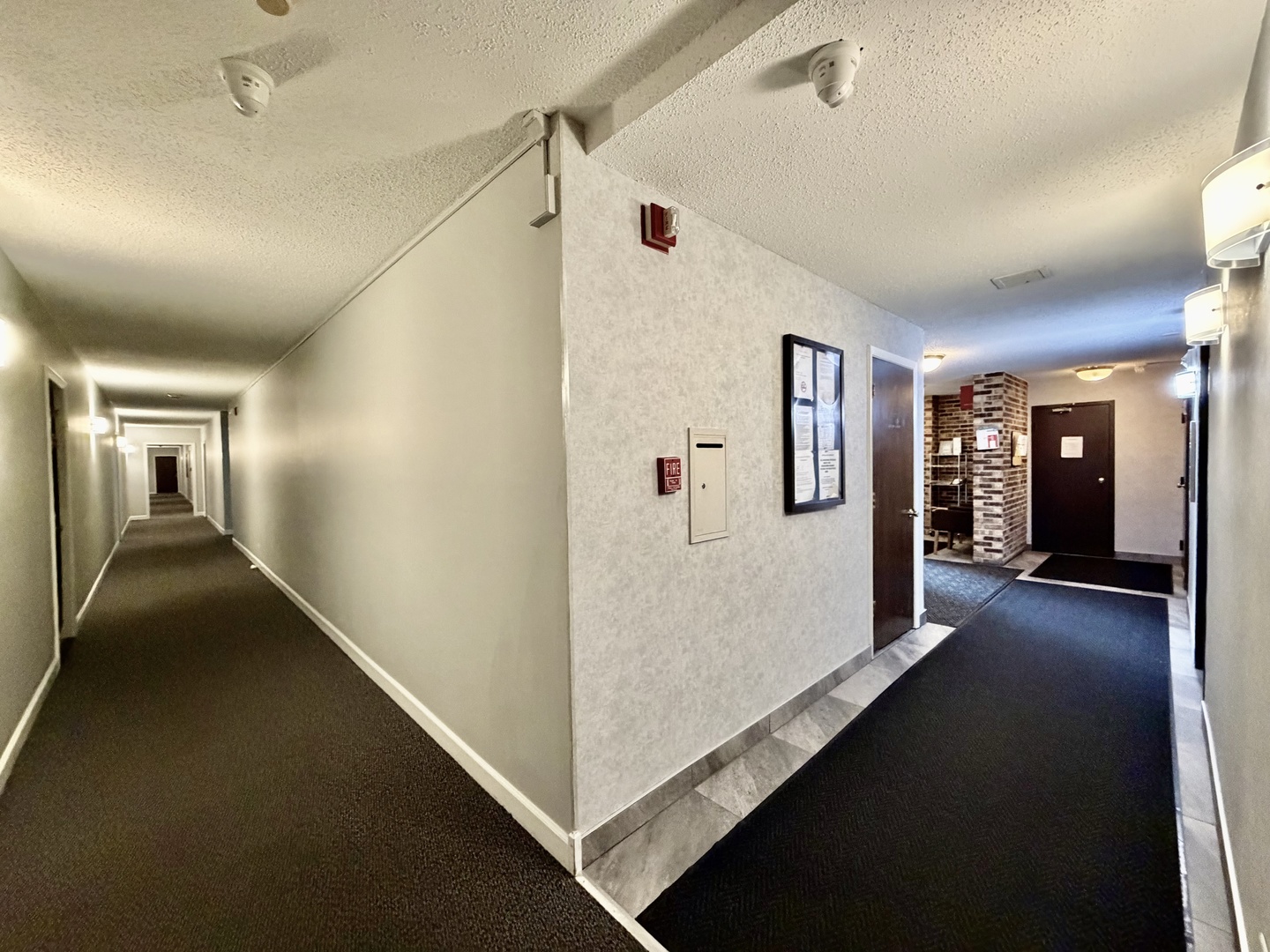 625 West Huntington Commons Road, Unit 317 Mount Prospect, IL 60056 - Photo 33 of 45