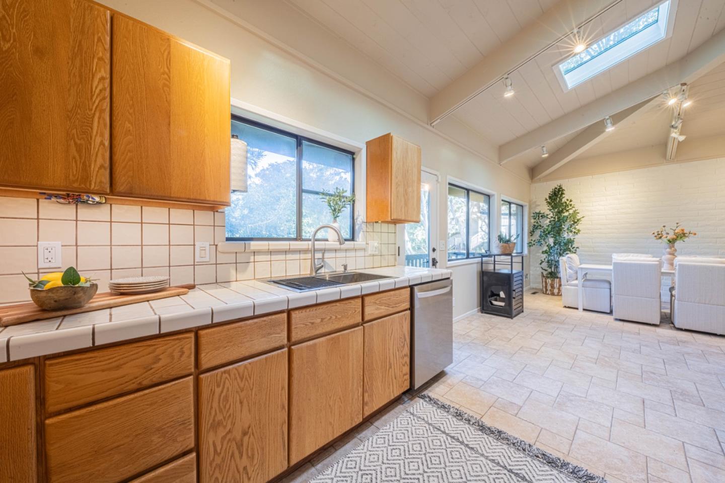 1125 Alta Mesa Road Monterey, CA 93940 - Photo 17 of 36