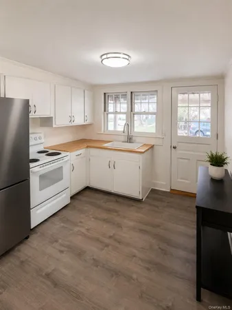 $2,200 | 72 Main Street, Unit 2A, Cold Spring, NY 10516