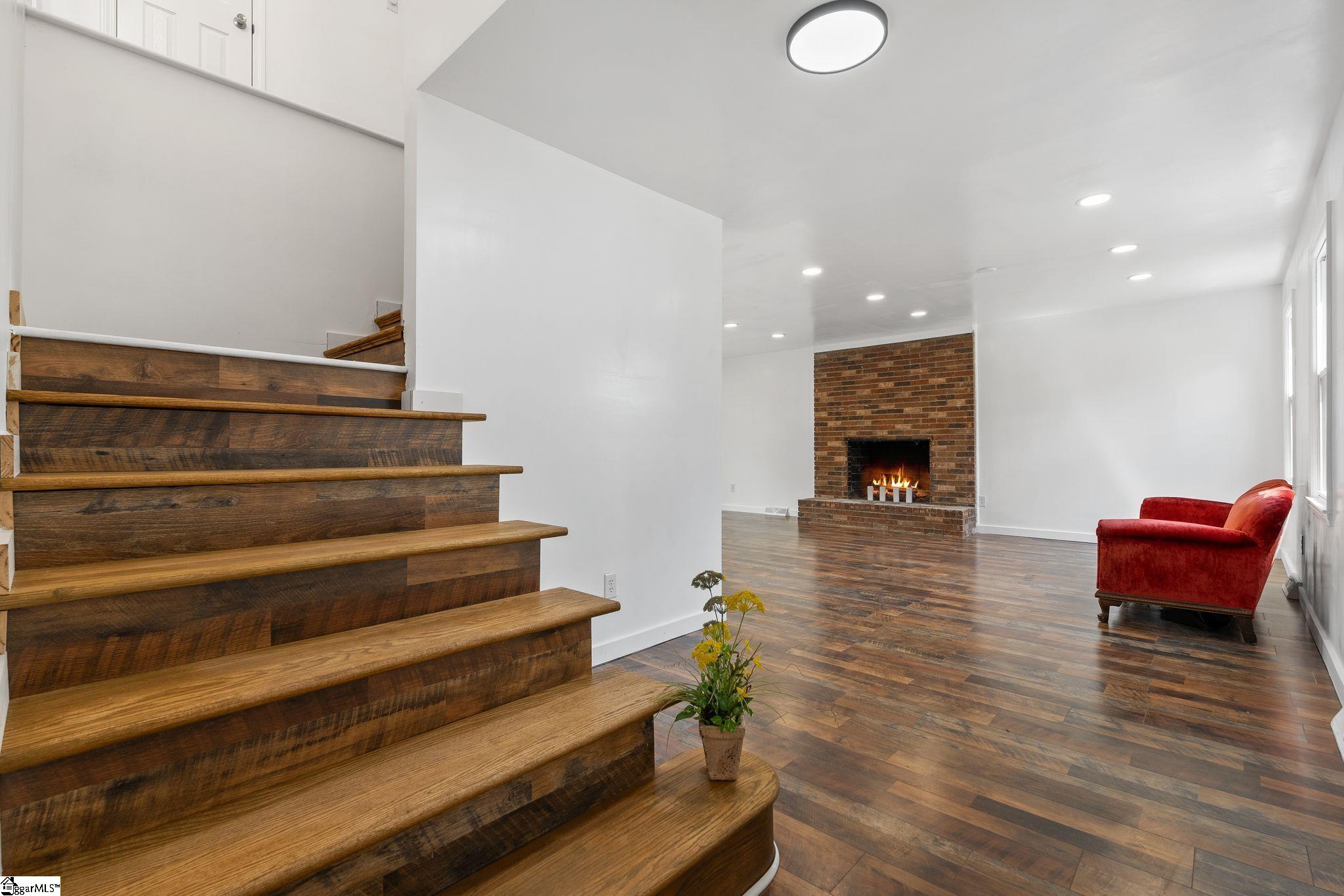 127 Robinwood Lane Pelzer, SC 29669 - Photo 12 of 44