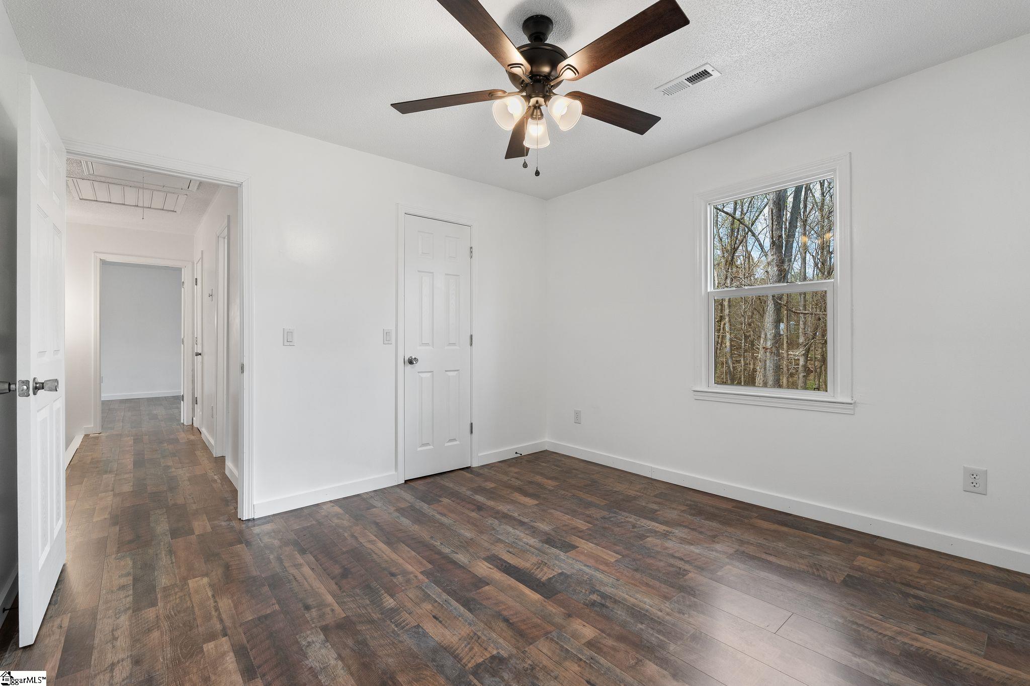 127 Robinwood Lane Pelzer, SC 29669 - Photo 27 of 44