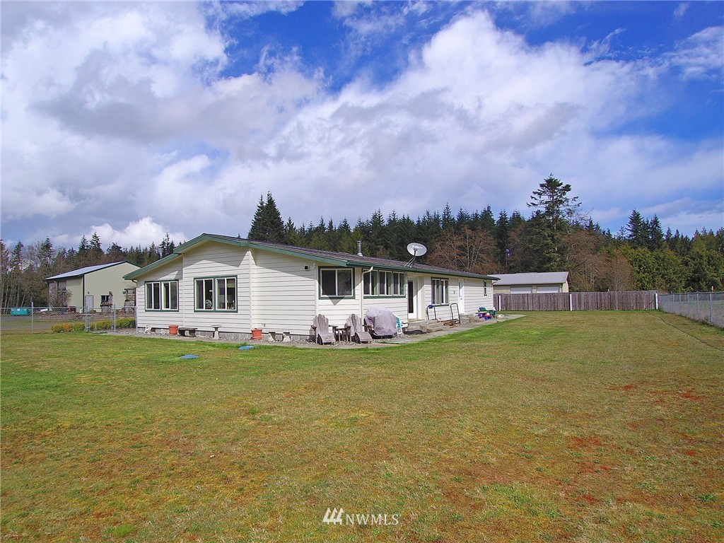 1553 Township Line Road Port Angeles, WA 98362 - Photo 2 of 25