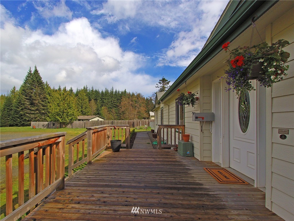 1553 Township Line Road Port Angeles, WA 98362 - Photo 3 of 25
