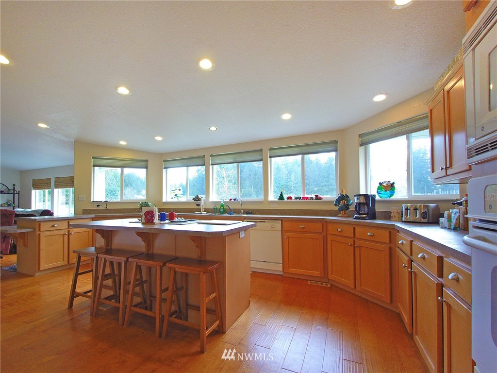 1553 Township Line Road Port Angeles, WA 98362 - Photo 8 of 25
