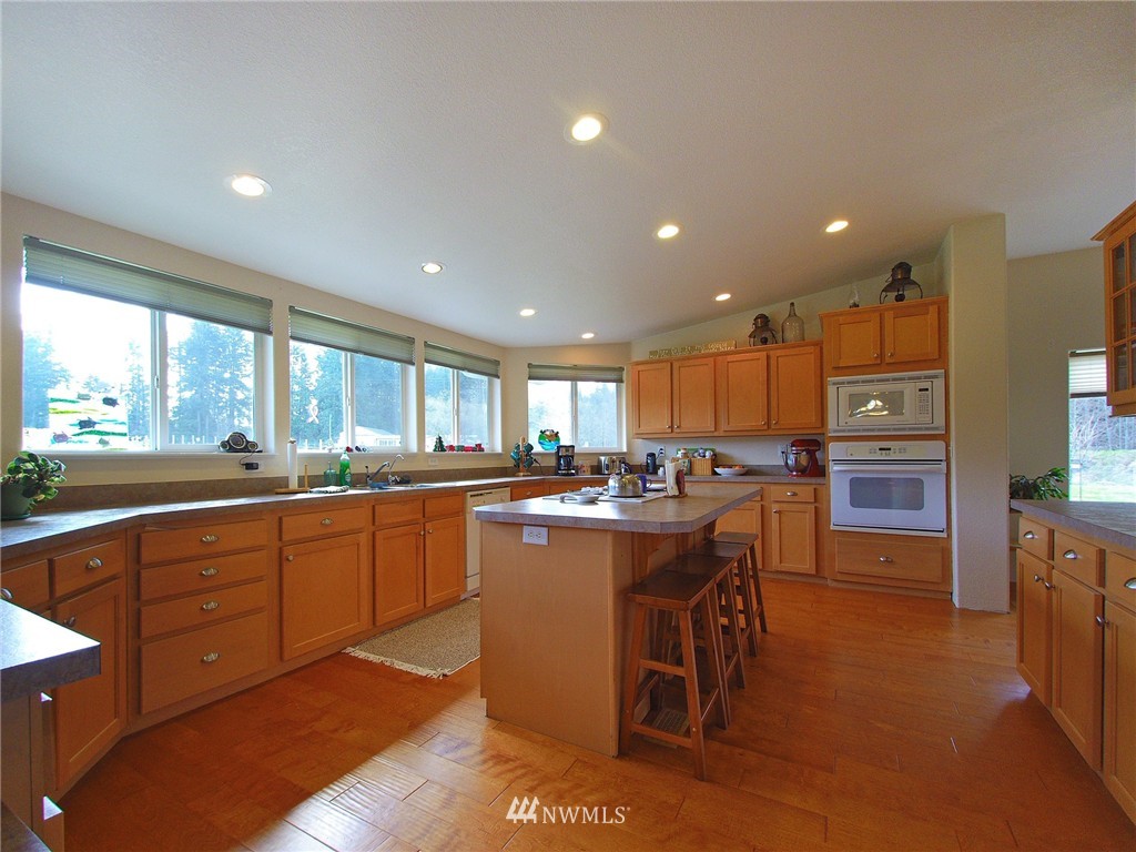 1553 Township Line Road Port Angeles, WA 98362 - Photo 9 of 25