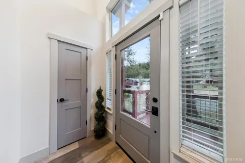$1,299,000 | 2810 St Nick Way, South Lake Tahoe, CA 96150