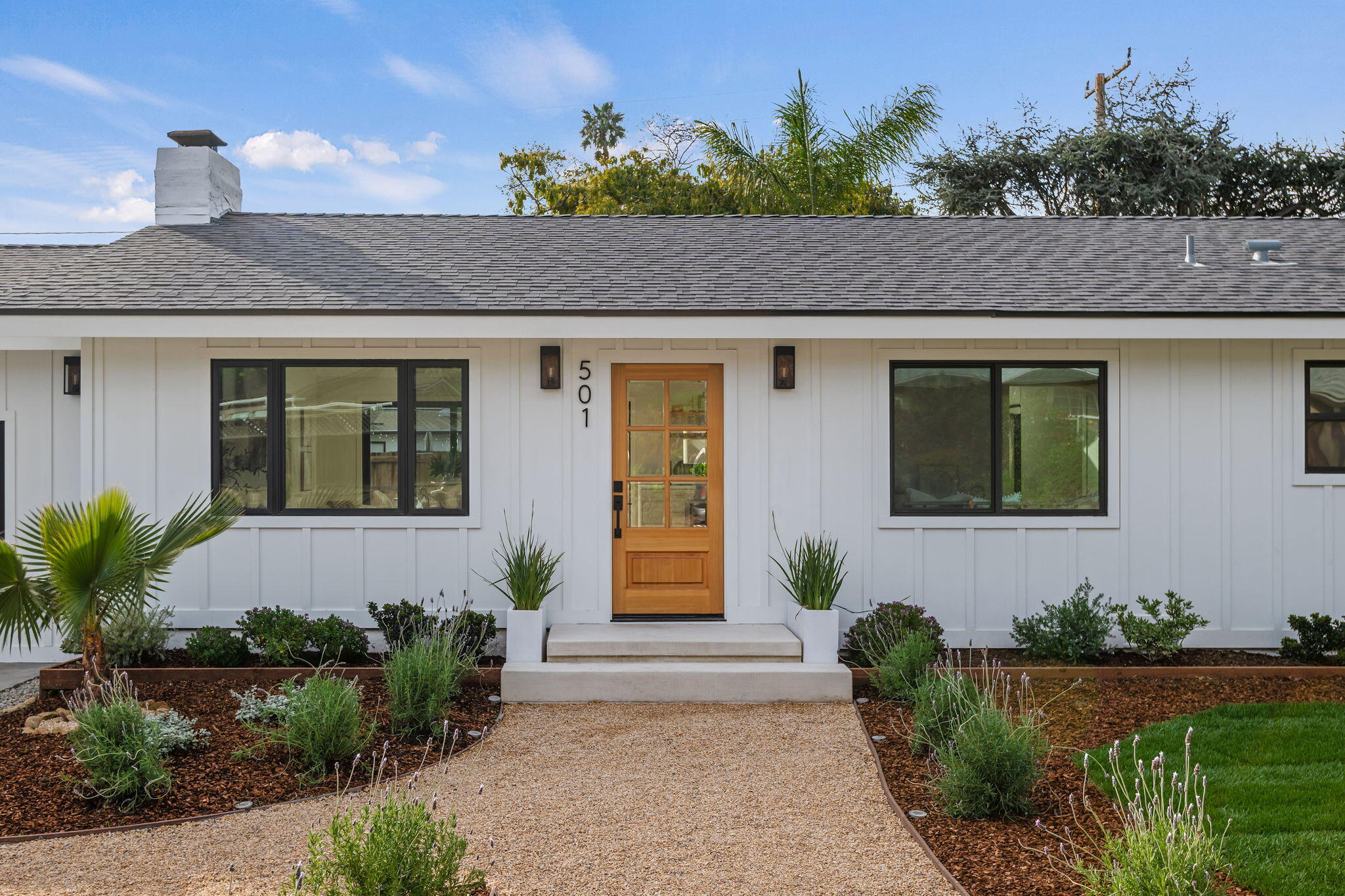 501 Northview Road Santa Barbara, CA 93105 - Photo 29 of 31 a front view of a house with garden
