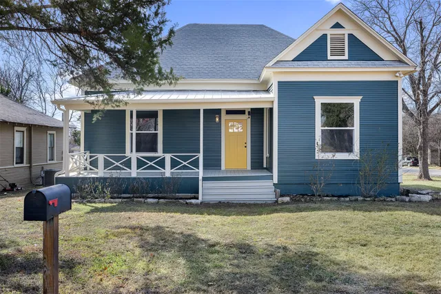 $449,000 | 1019 West 4th Street, Taylor, TX 76574