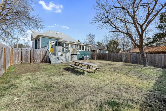 $449,000 | 1019 West 4th Street, Taylor, TX 76574