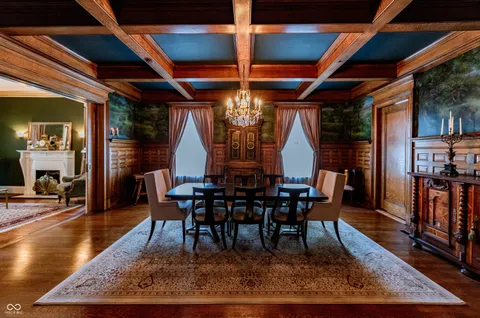 $749,995 | 825 East Washington Street, Muncie, IN 47305