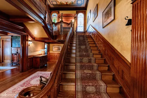 $749,995 | 825 East Washington Street, Muncie, IN 47305