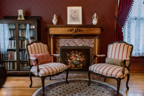 $749,995 | 825 East Washington Street, Muncie, IN 47305