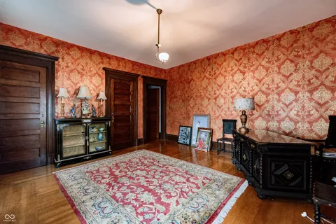 $749,995 | 825 East Washington Street, Muncie, IN 47305