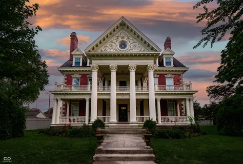 $749,995 | 825 East Washington Street, Muncie, IN 47305