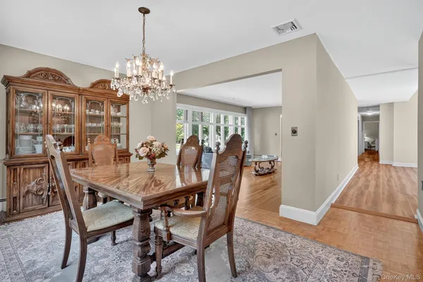 $942,800 | 10 Wesley Court, Congers, NY 10920