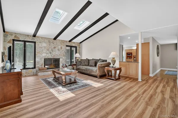 $942,800 | 10 Wesley Court, Congers, NY 10920