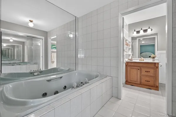 $942,800 | 10 Wesley Court, Congers, NY 10920