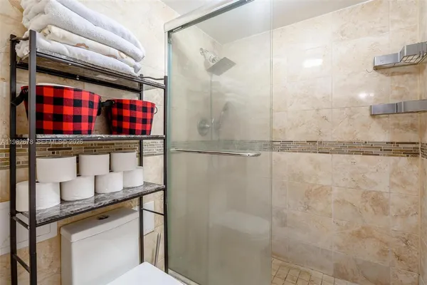 $2,600 | 18071 Biscayne Boulevard, Unit 402, Aventura, FL 33160
