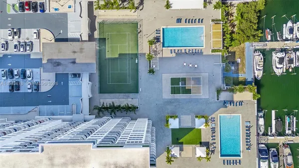 $2,600 | 18071 Biscayne Boulevard, Unit 402, Aventura, FL 33160