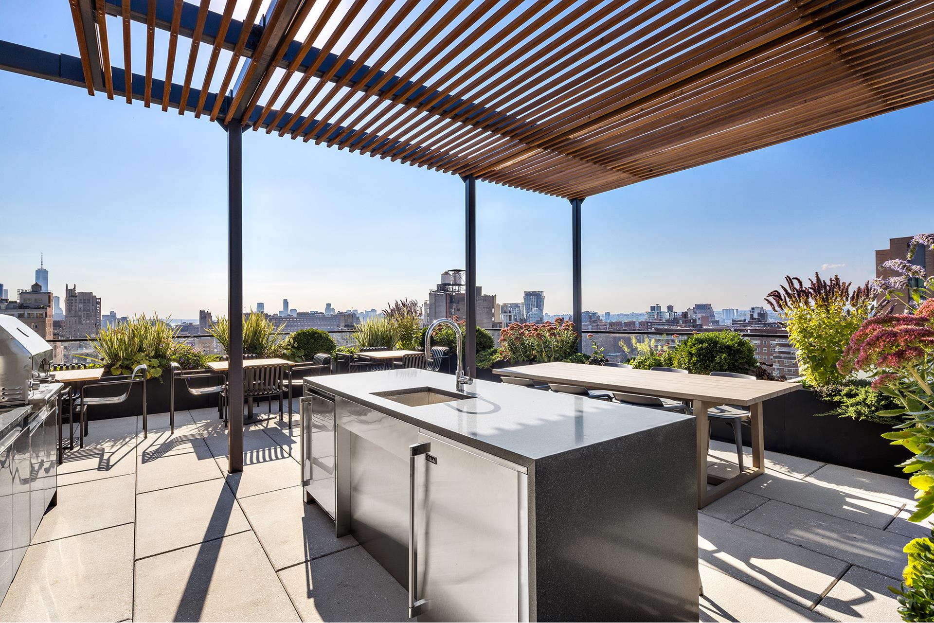 215 West 28th Street, Unit 20B Manhattan, NY 10001 - Photo 29 of 33