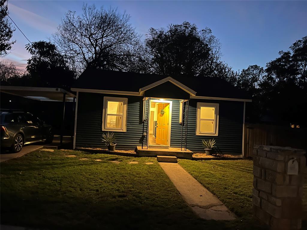 315 Hobson Street Weatherford, TX 76086 - Photo 23 of 24 a front view of a house with a yard