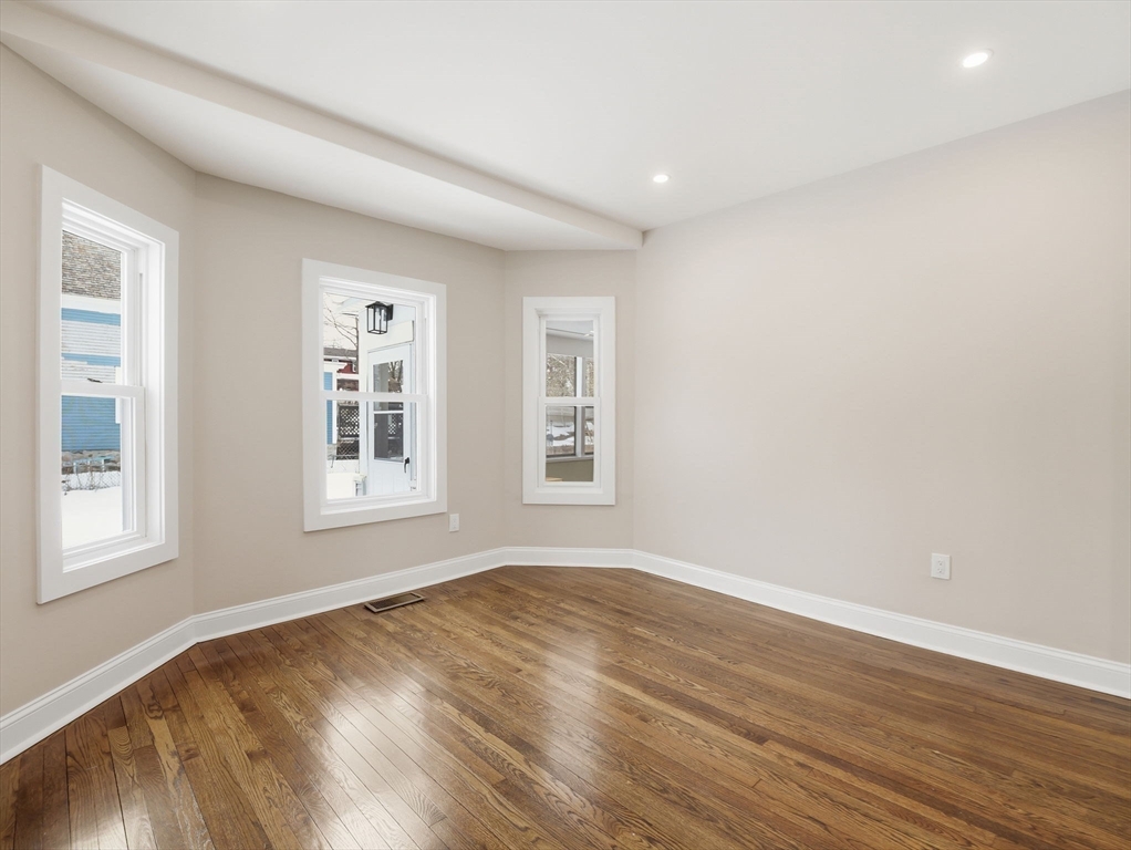 37 Stavely Street Lowell, MA 01852 - Photo 16 of 42