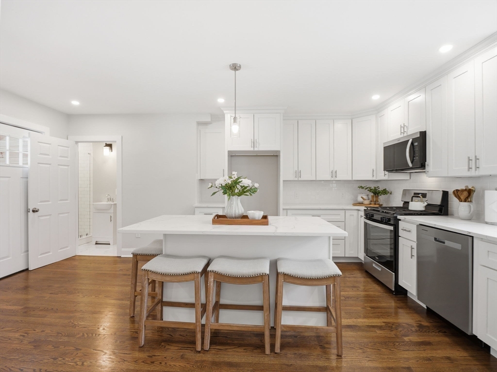 37 Stavely Street Lowell, MA 01852 - Photo 2 of 42