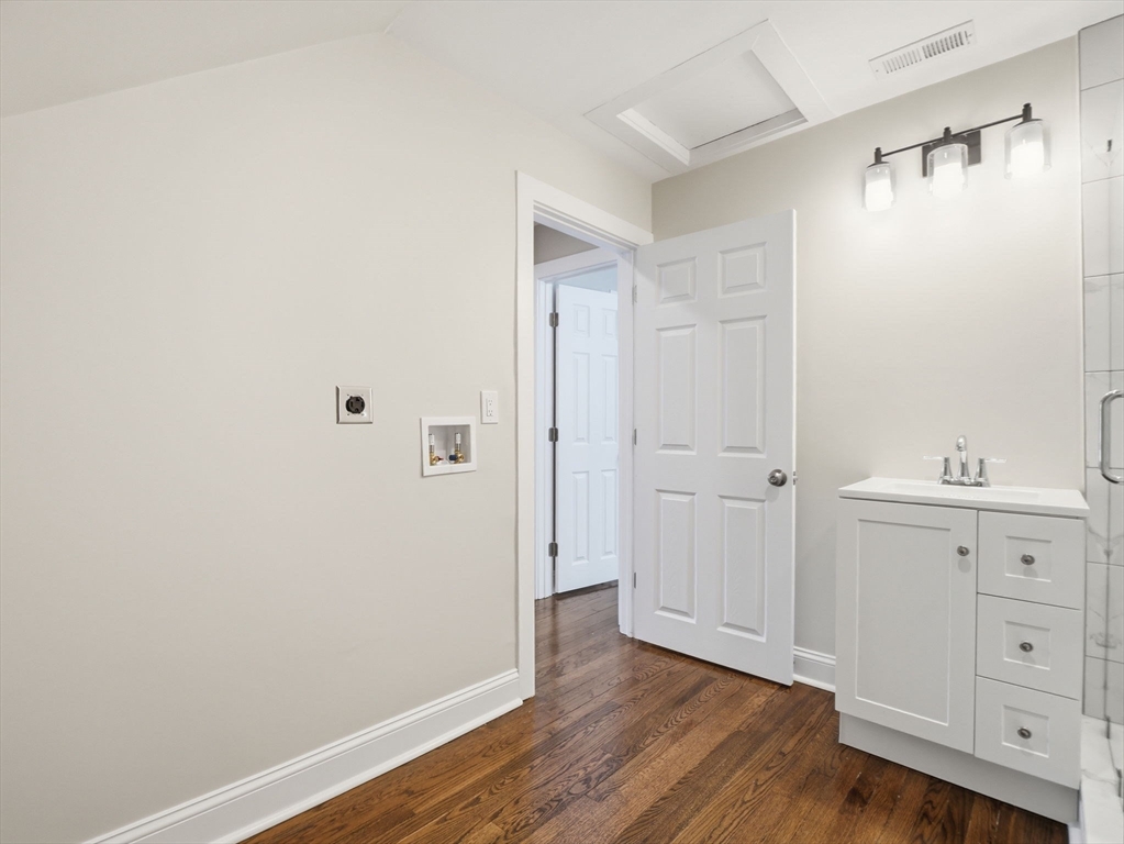 37 Stavely Street Lowell, MA 01852 - Photo 29 of 42