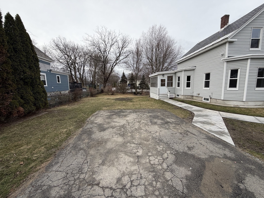 37 Stavely Street Lowell, MA 01852 - Photo 35 of 42