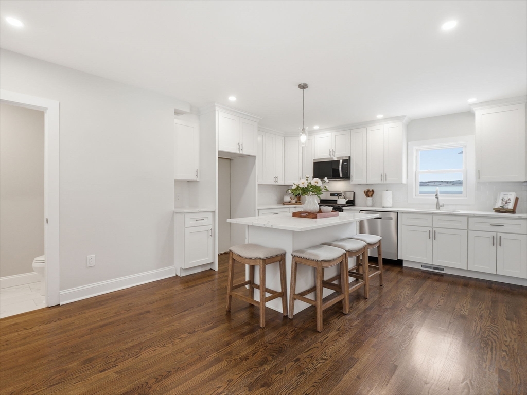 37 Stavely Street Lowell, MA 01852 - Photo 7 of 42