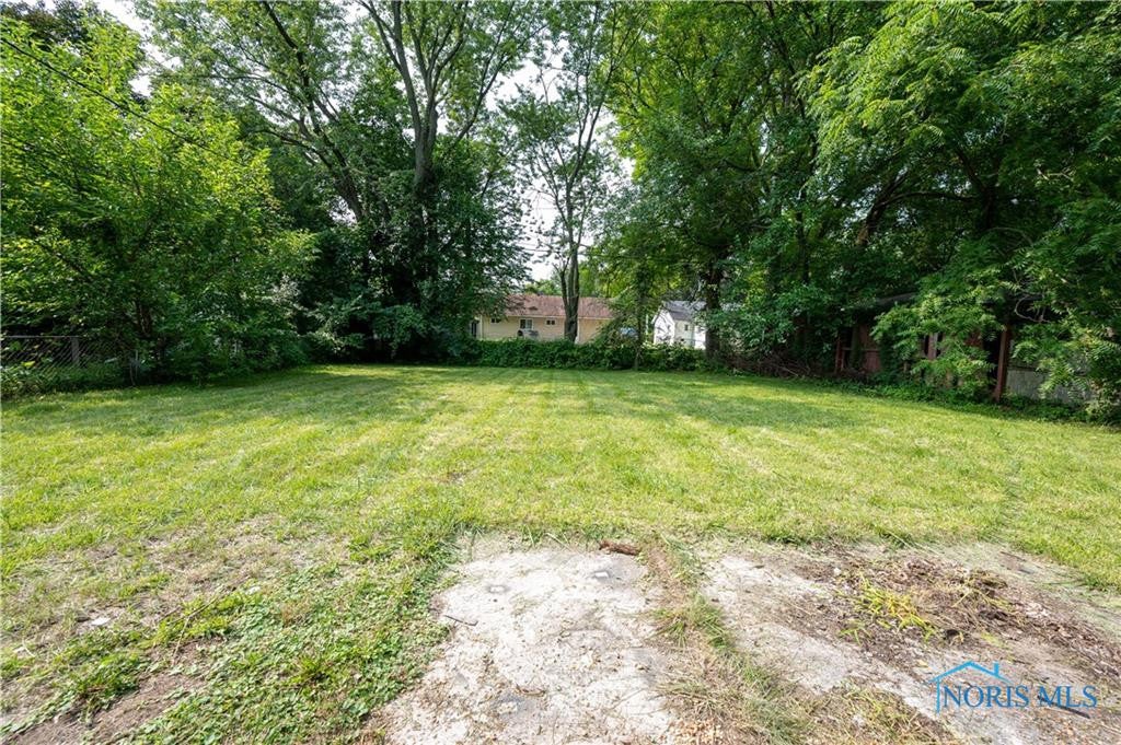 4027 Amsterdam Road Toledo, OH 43607 - Photo 18 of 20 Gallery Image 18