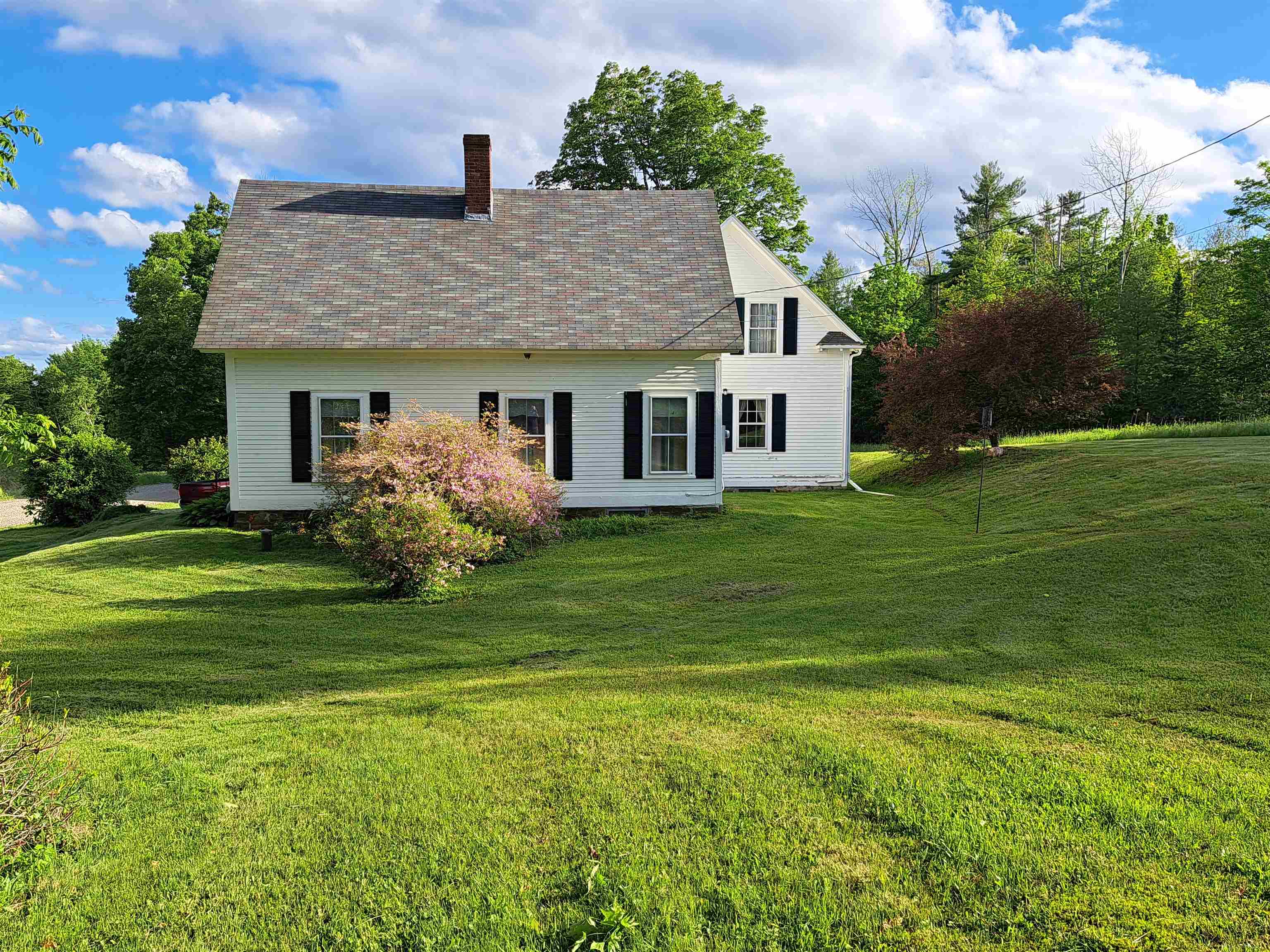 649 Hemlock Road Langdon, NH 03602 - Photo 19 of 35 Gallery Image 19