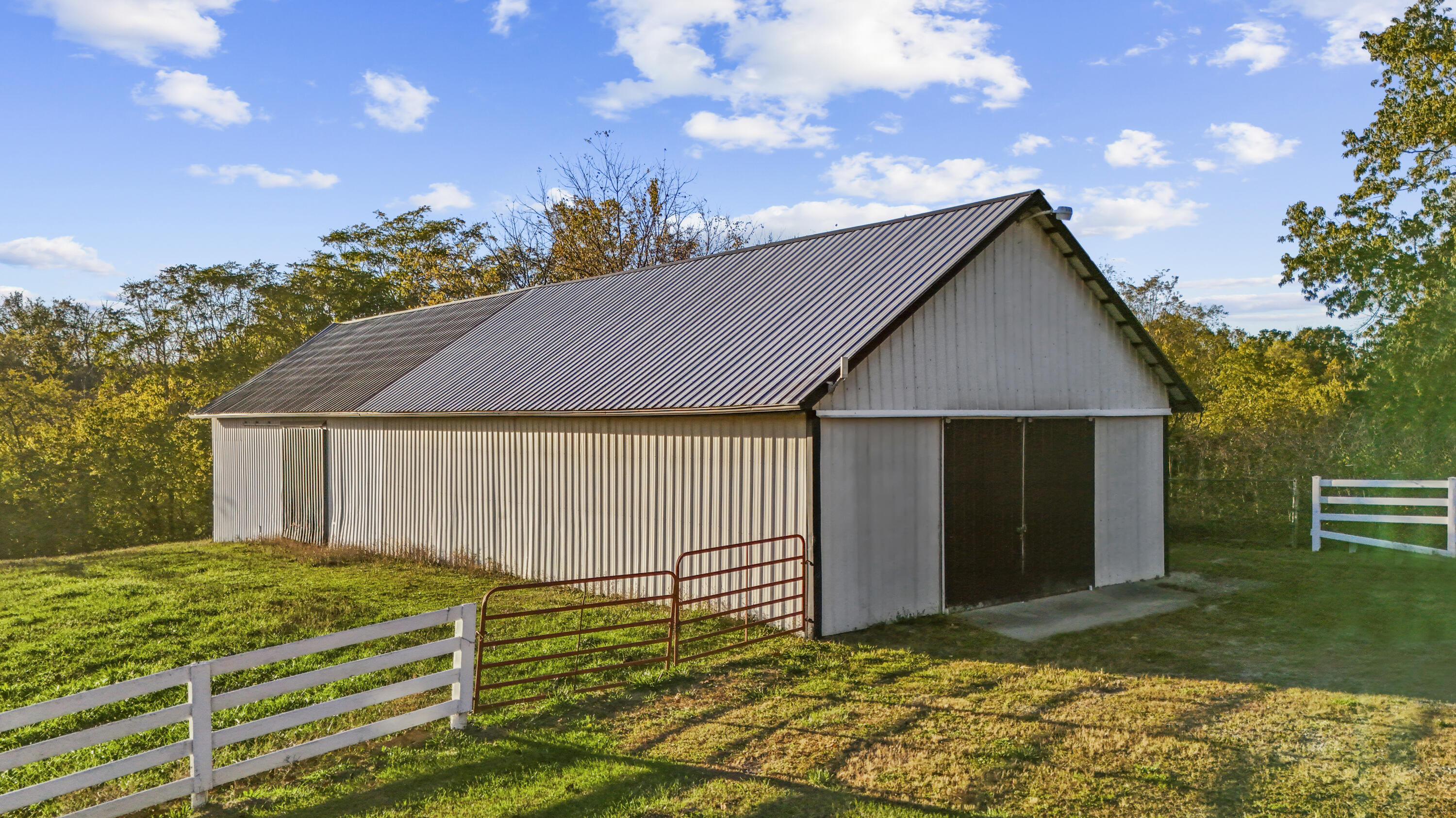 2001 Guynn Road Paint Lick, KY 40461 - Photo 78 of 106 DJI_20251023180419_0006_D