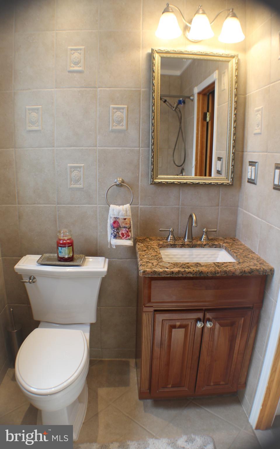 325 Parry Road Warminster, PA 18974 - Photo 12 of 26
