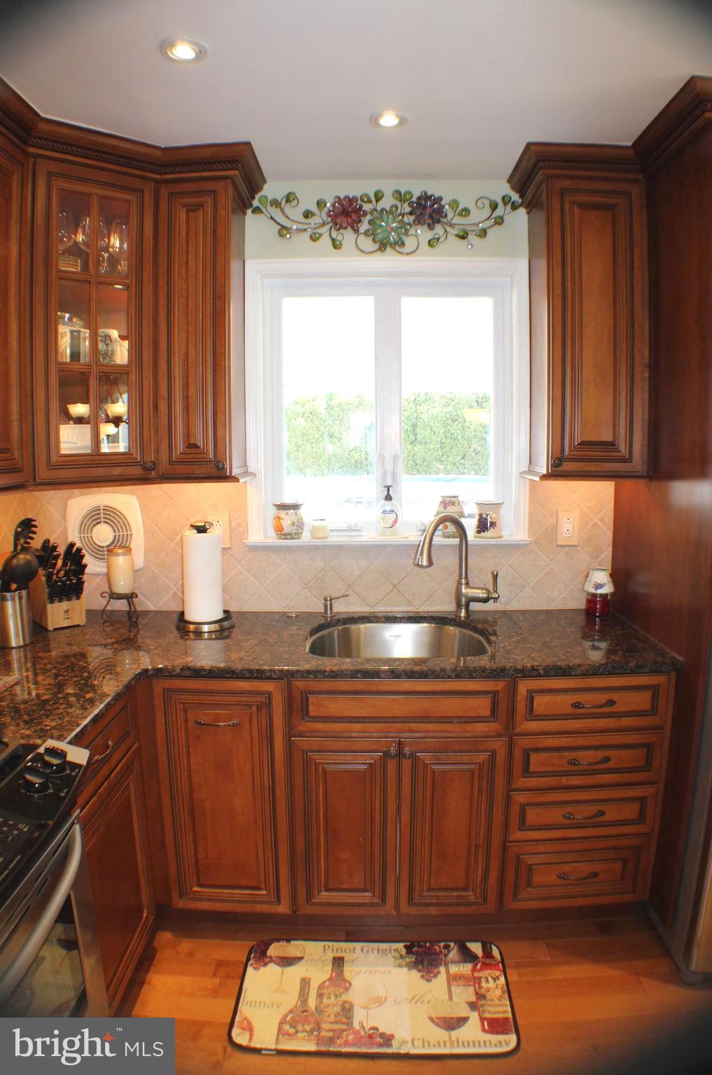 325 Parry Road Warminster, PA 18974 - Photo 6 of 26