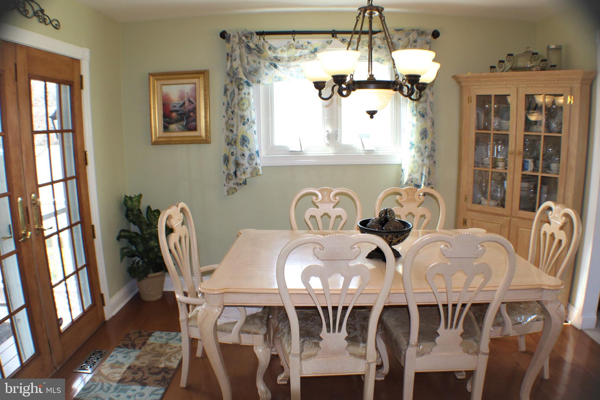 325 Parry Road Warminster, PA 18974 - Photo 9 of 26