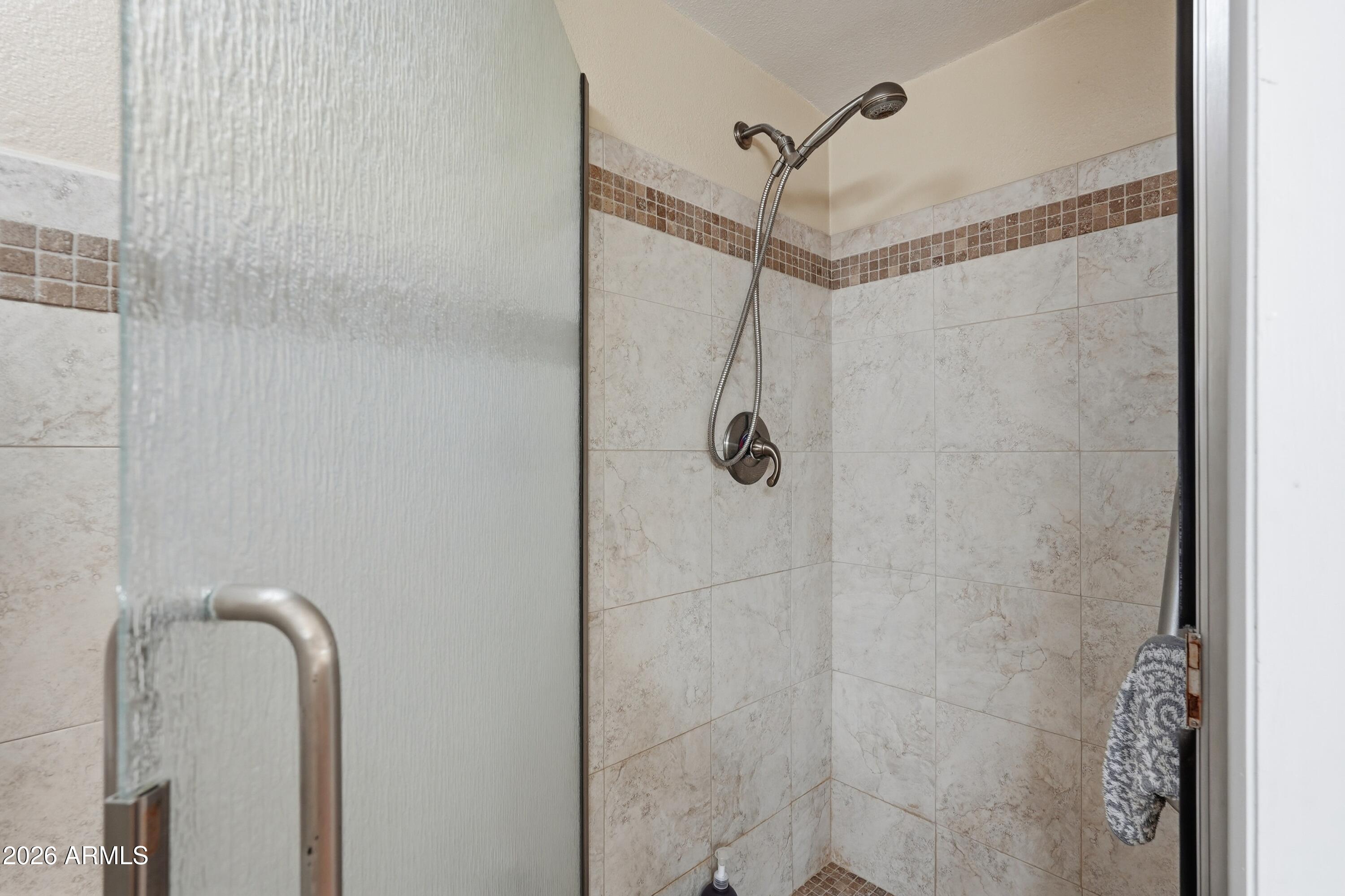 633 East Calavar Road Phoenix, AZ 85022 - Photo 16 of 24 Gallery Image 16