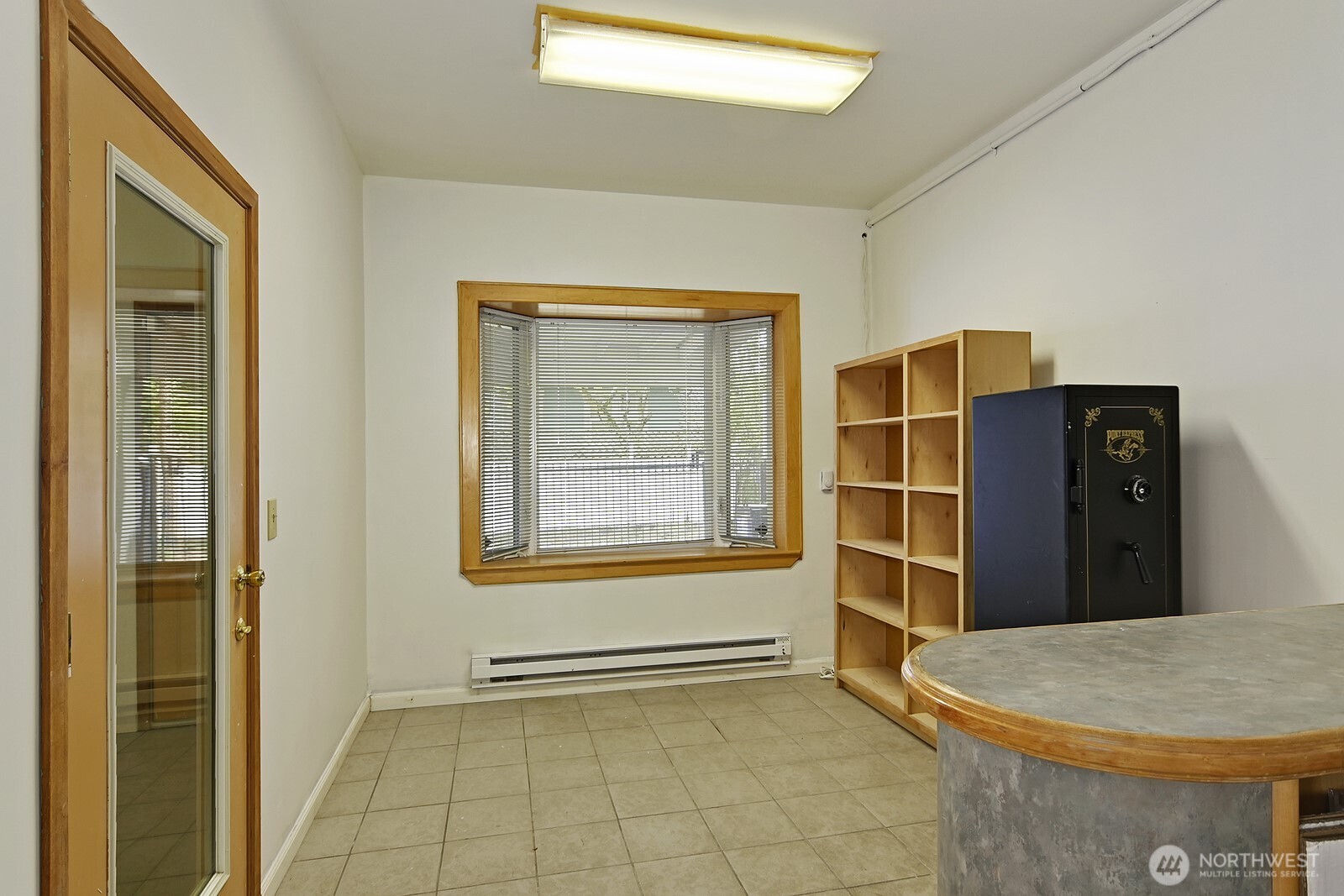 3015 Beacon Avenue South Seattle, WA 98144 - Photo 11 of 33 a view of an empty room