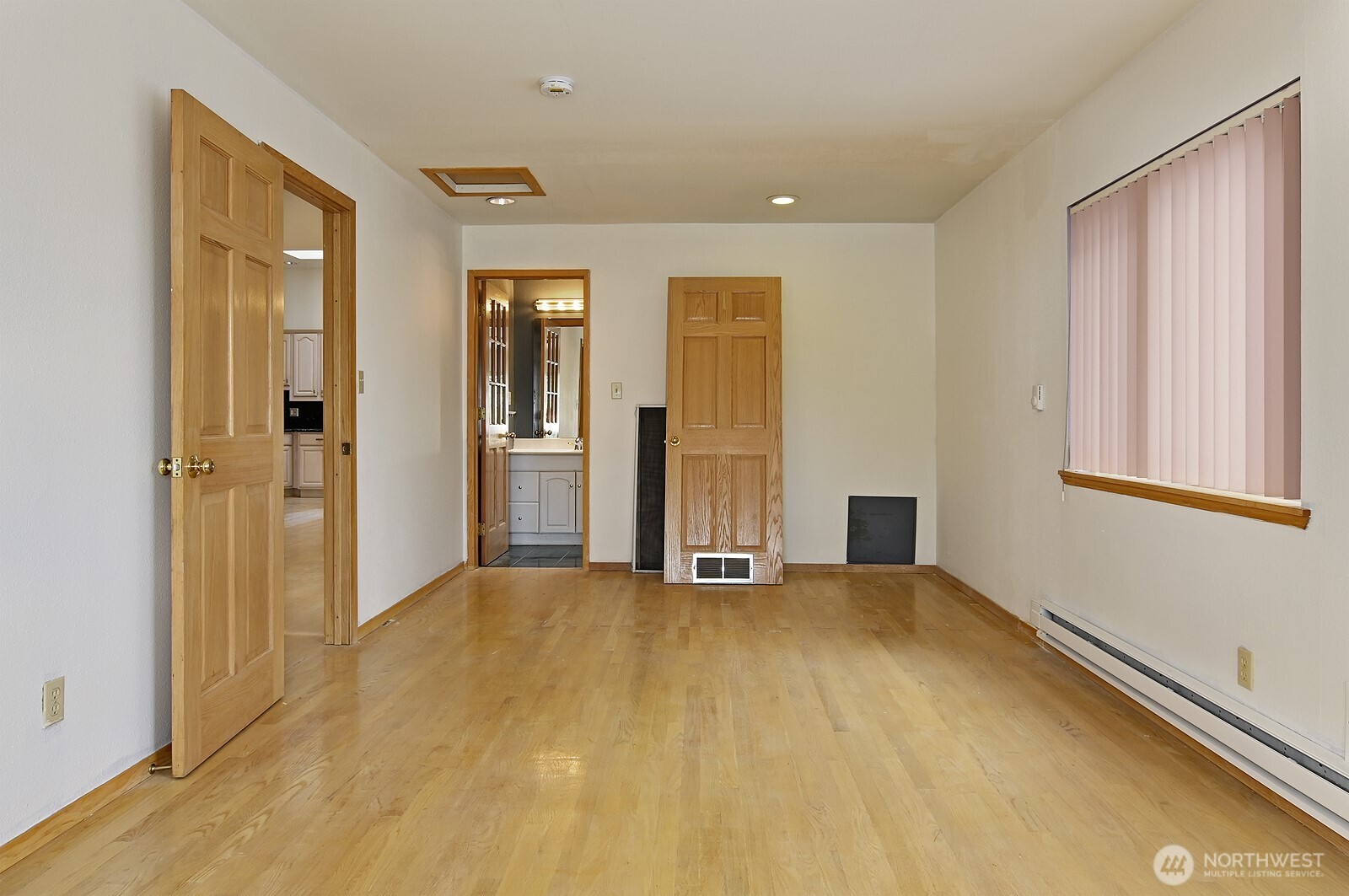 3015 Beacon Avenue South Seattle, WA 98144 - Photo 31 of 33 a view of a livingroom with wooden floor and a bathroom