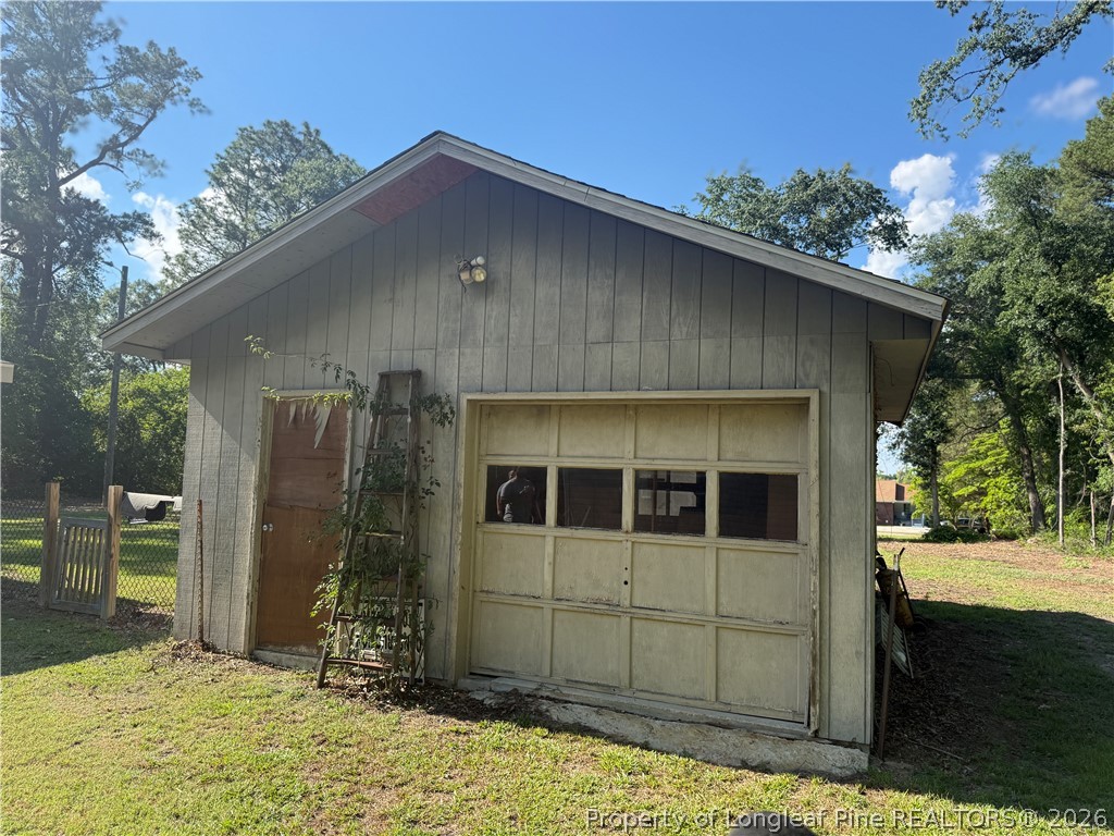 100 Mc Rae Street Red Springs, NC 28377 - Photo 9 of 30