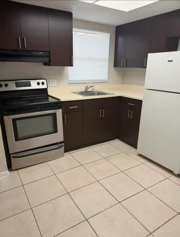 $1,750 | 101 Northeast 41st Street, Unit A8, Oakland Park, FL 33334