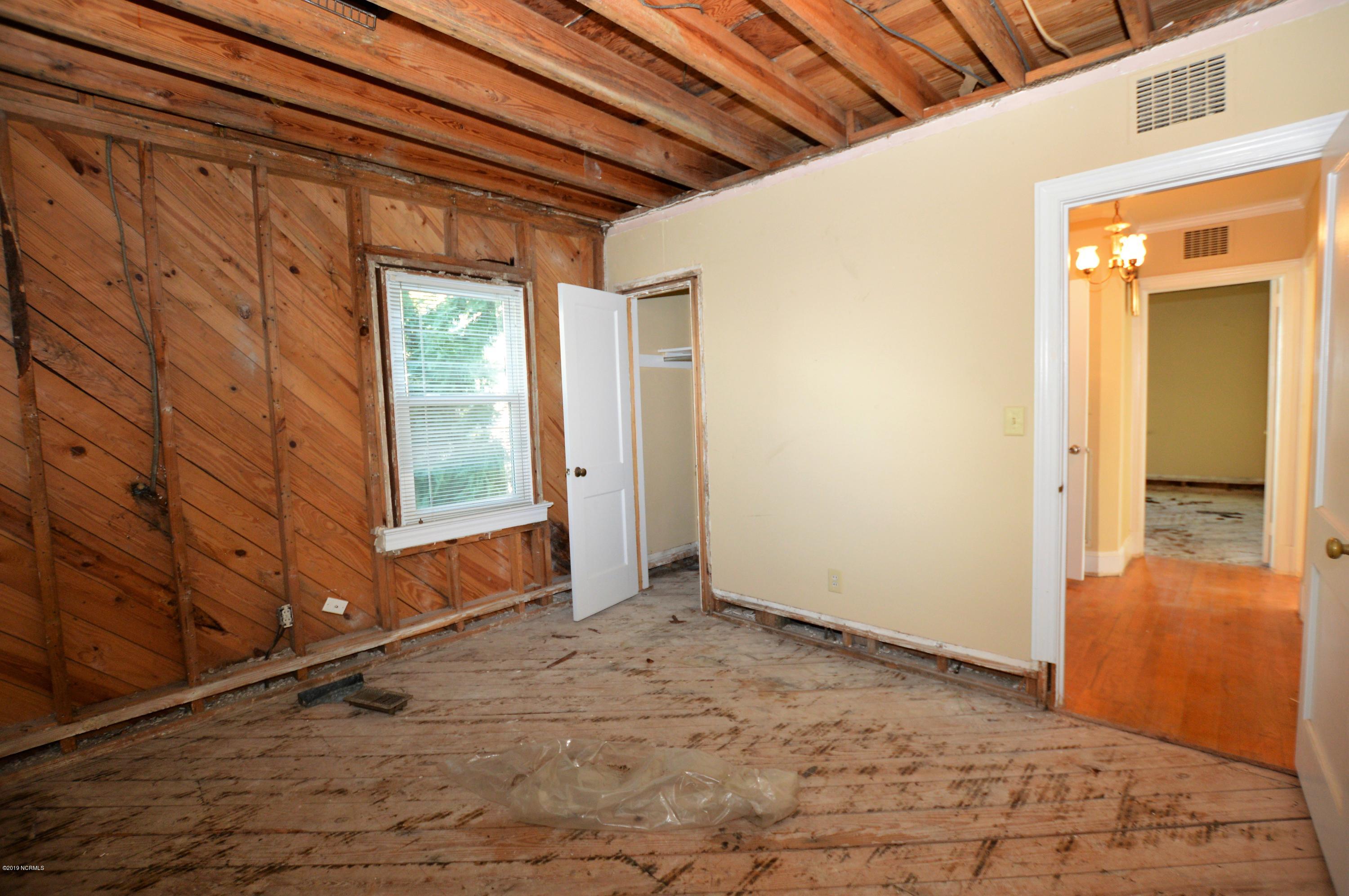 11 Ruth Street Jacksonville, NC 28540 - Photo 10 of 24 bedroom 1