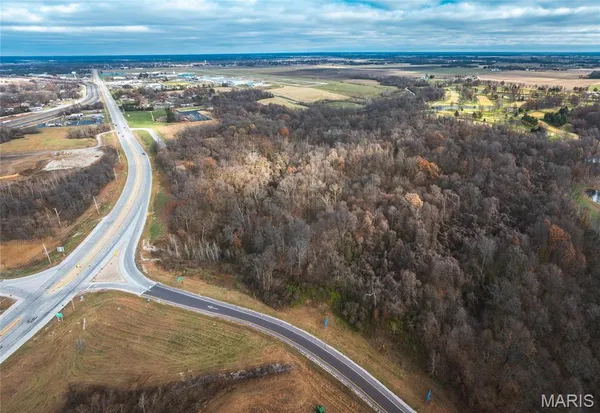 $500,000 | 0 State Route 111 Road, Wood River, IL 62095