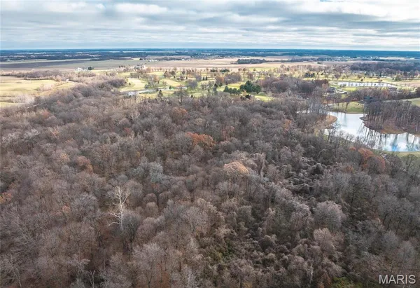 $500,000 | 0 State Route 111 Road, Wood River, IL 62095