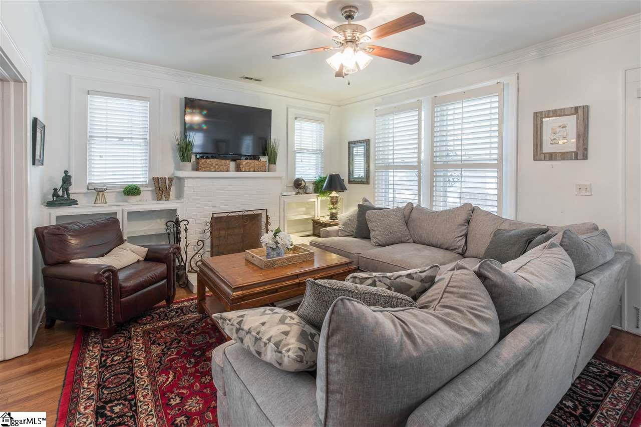 109 West Faris Road Greenville, SC 29605 - Photo 8 of 22 Gallery Image 8