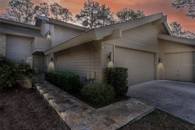 $300,000 | 5340 Cobblestone Court, Wesley Chapel, FL 33543