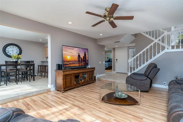 $300,000 | 5340 Cobblestone Court, Wesley Chapel, FL 33543