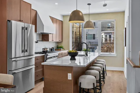 $1,200,000 | 749 North Capitol Street, Philadelphia, PA 19130