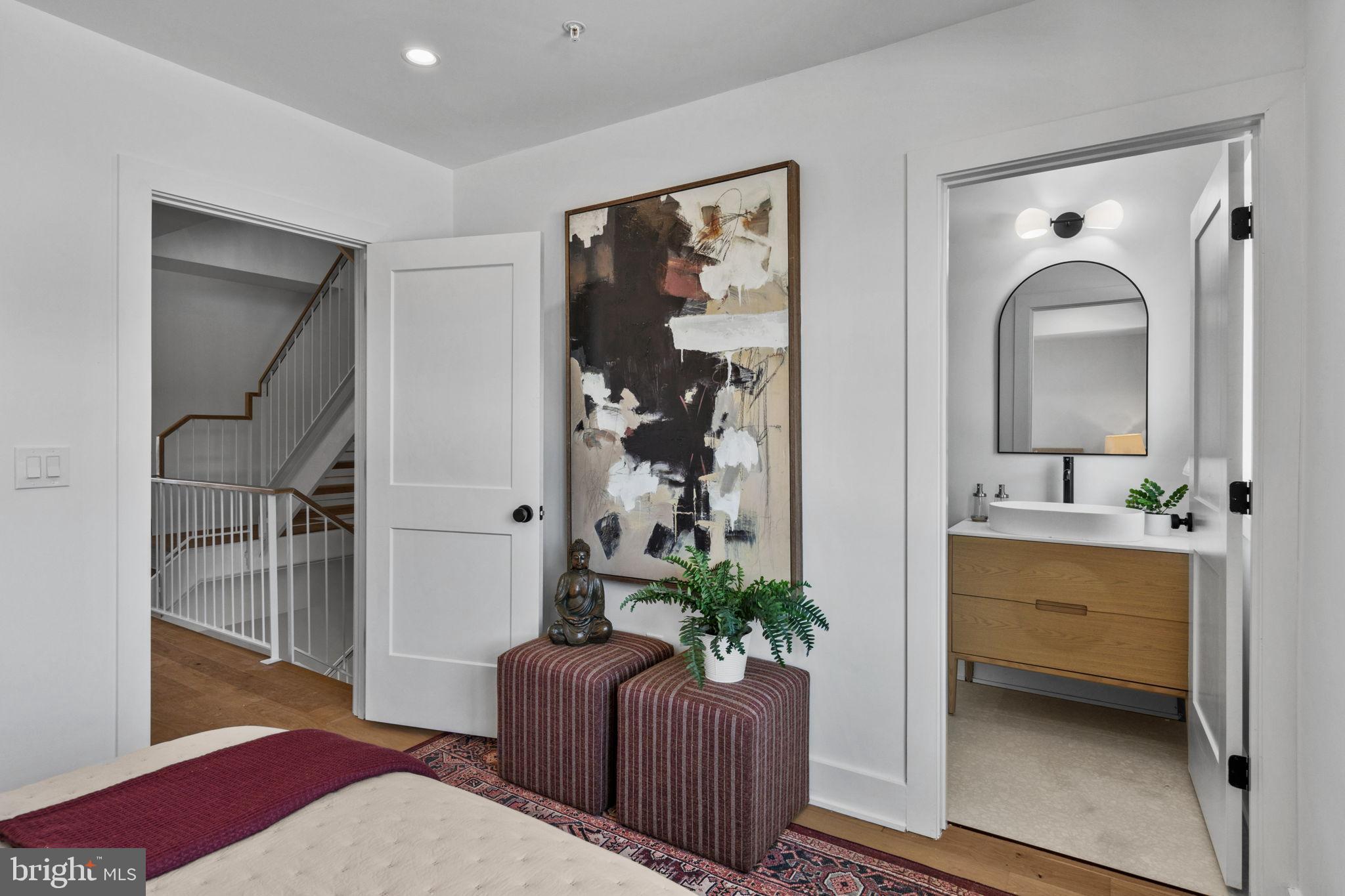 749 North Capitol Street Philadelphia, PA 19130 - Photo 39 of 61 Modern elegance meets cozy comfort.