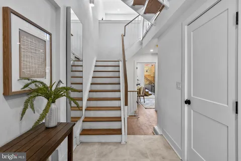 $1,200,000 | 749 North Capitol Street, Philadelphia, PA 19130